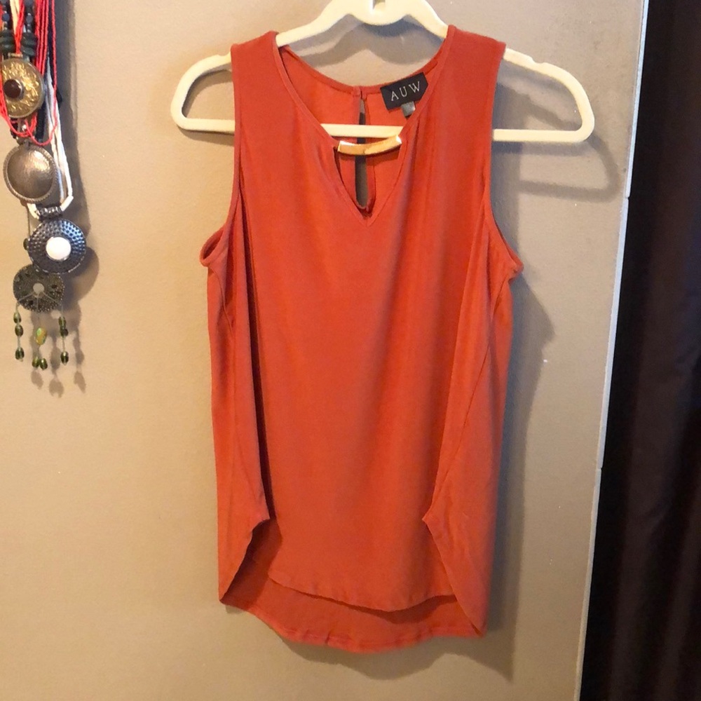 Key hole back blouse